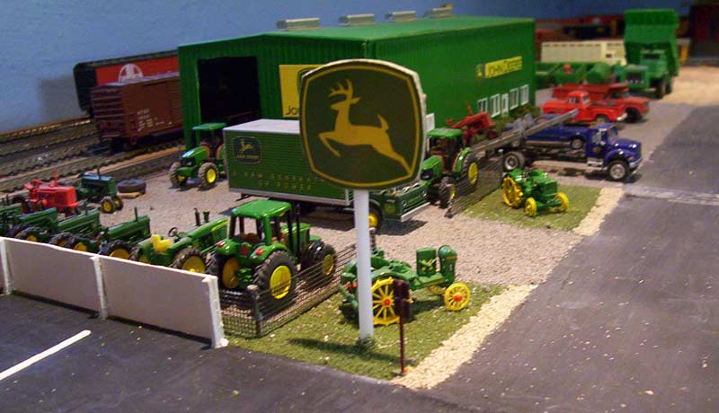 Train set landscape build, ho scale john deere tractor 