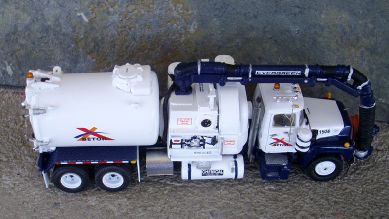 vacuum truck toy