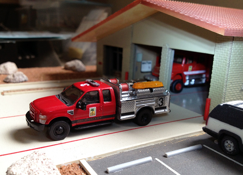 Superlift ford f-350 super duty brush fire truck