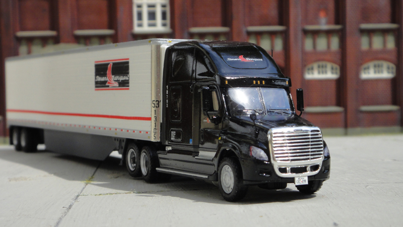 Stevens Transport Freightliner Columbia Truck Tractor & 53