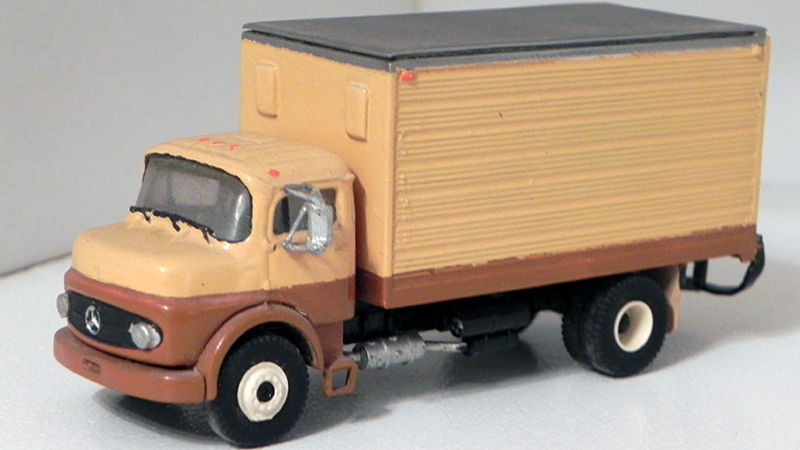ミニカー EBBRO MERCEDES-BENZ L911 BOX TRUCK EBBRO MERCEDES-BENZ L911 BOX TRUCK