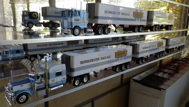 Bruce McDonald Refrigerated Haulage Peterbilt Truck Tractors - By Glen 